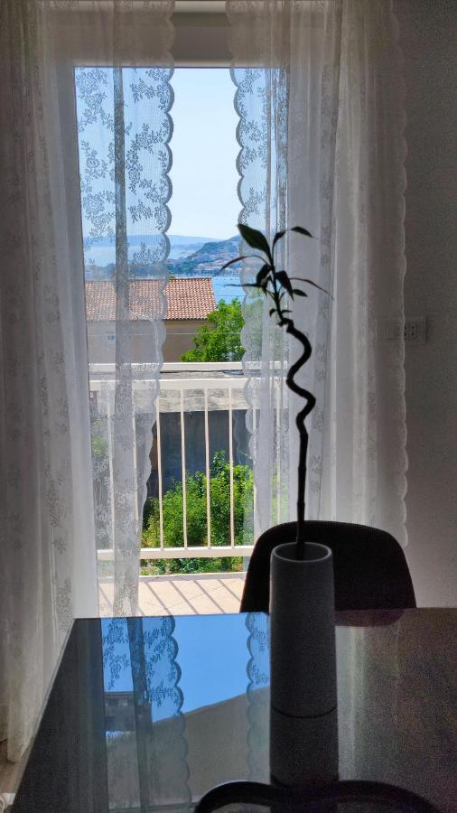Apartman Jelena Podstrana Exteriör bild